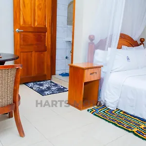 harts-motel.about-kampalahotels.com/